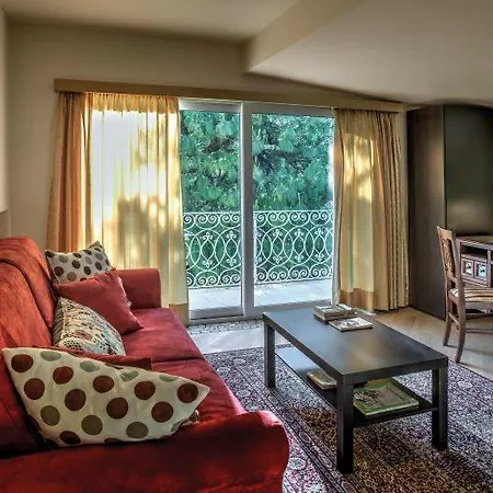 Sleeps 11 Pool Air Con Wifi * Oliveto Lario